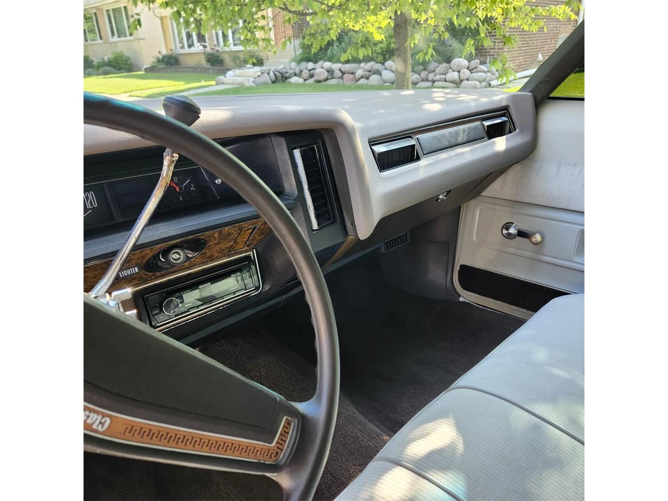 1973 Chevrolet Caprice - Image 15 of 17