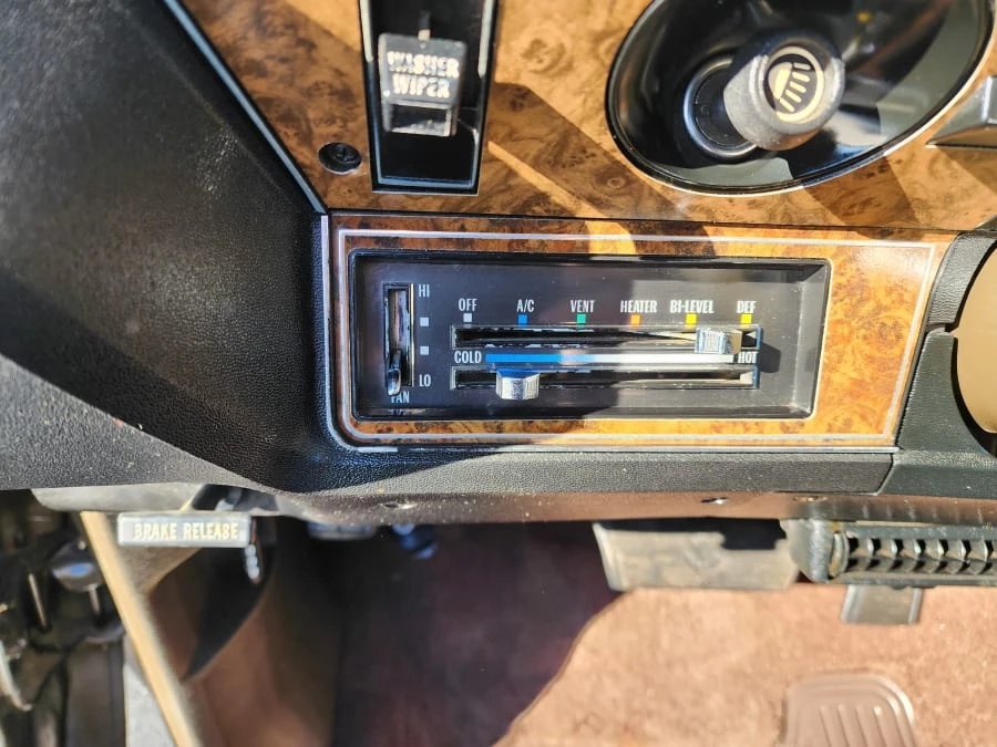 1973 Chevrolet Caprice - Image 9 of 18