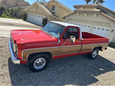 1973 Chevrolet Cheyenne Super 20 Camper Special