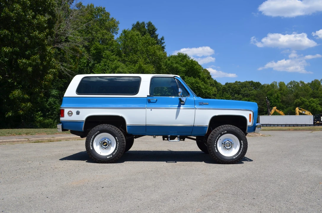 1973 Chevrolet K5 Blazer 2nd Gen - Image 11 of 31
