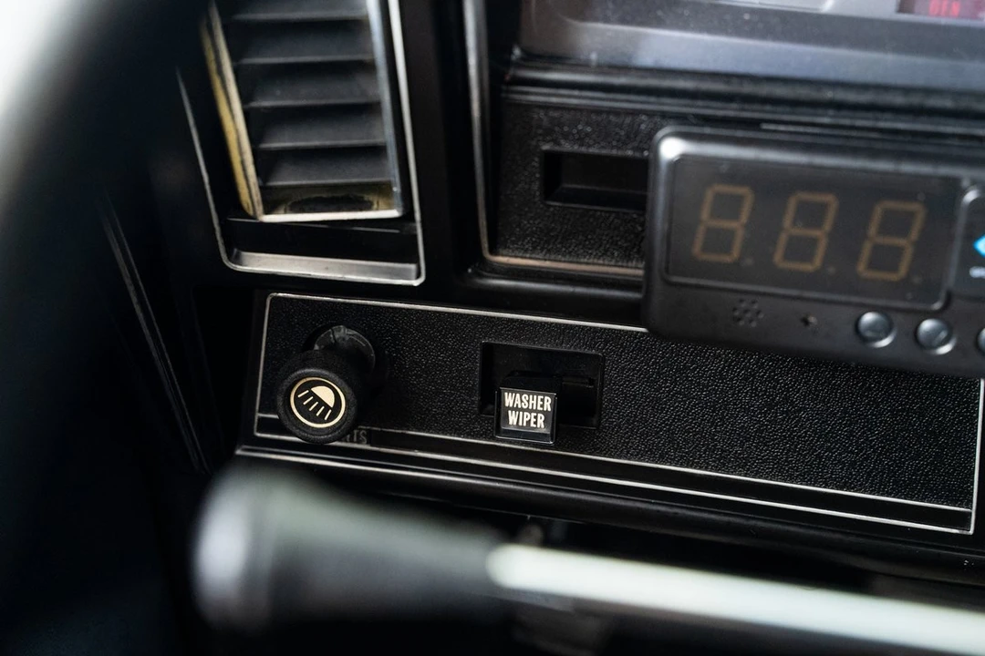 1973 Chevrolet Nova 3rd Gen - Image 25 of 31