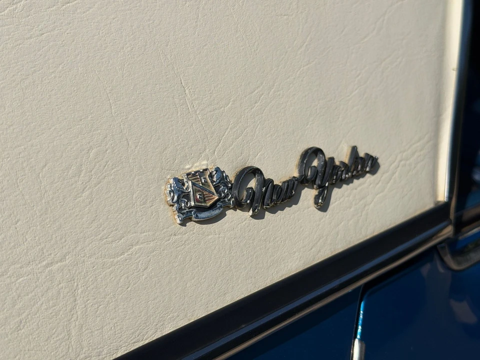 1973 Chrysler New Yorker - Image 10 of 31