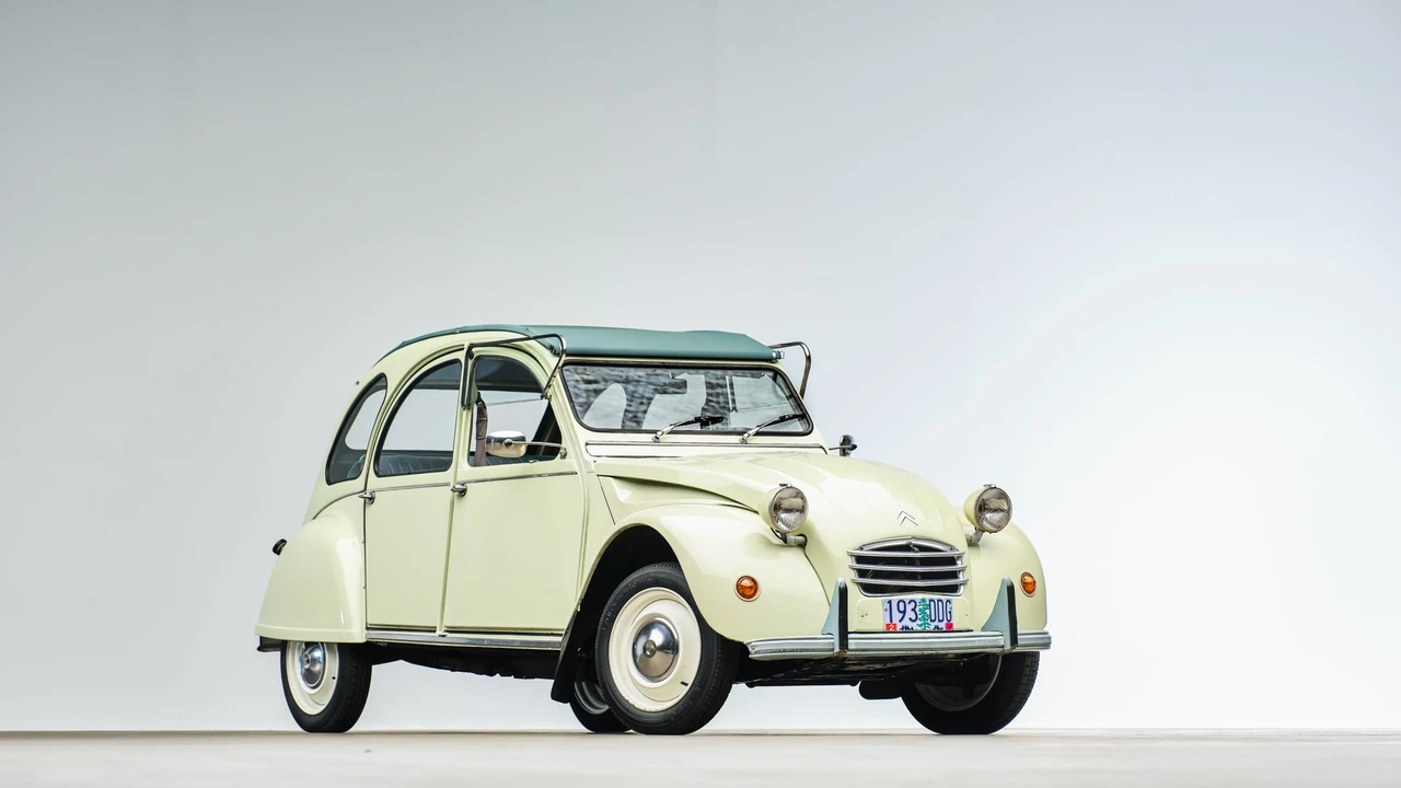 1973 Citroen 2CV - Image 2 of 31