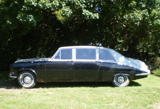 1973 Daimler - Image 2 of 31