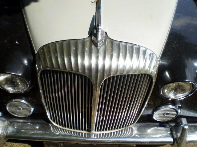 1973 Daimler - Image 8 of 31