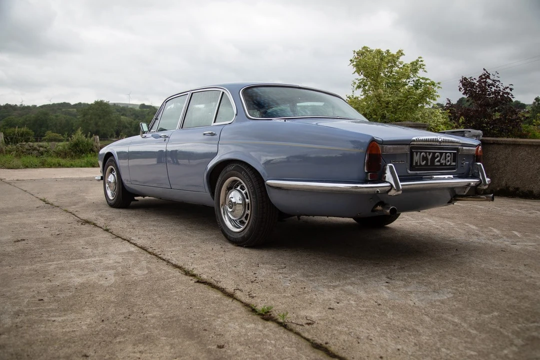 1973 Daimler - Image 7 of 30