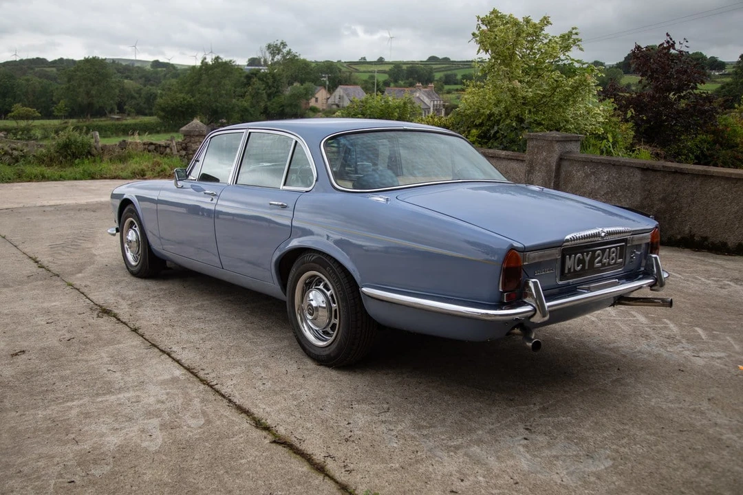 1973 Daimler - Image 6 of 30