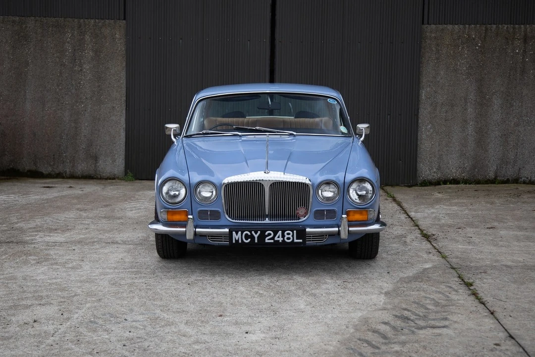 1973 Daimler - Image 2 of 30