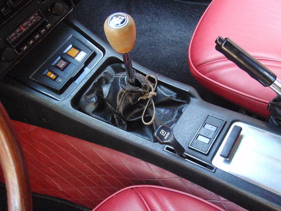1973 Nissan Fairlady Z 1st Gen - Image 18 of 31