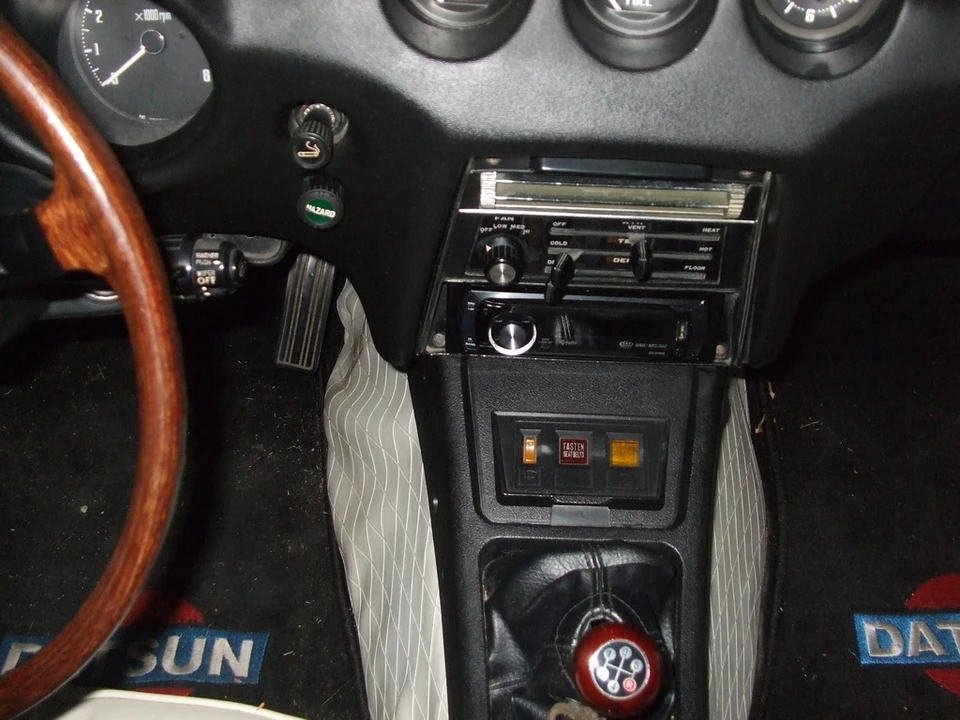 1973 Nissan Fairlady Z 1st Gen - Image 25 of 31