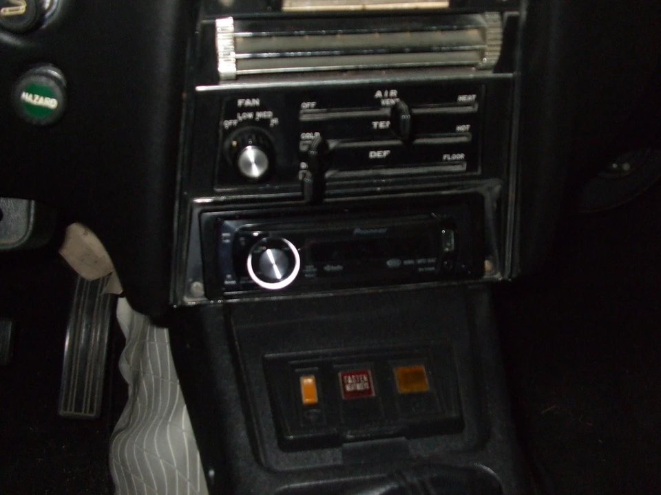 1973 Nissan Fairlady Z 1st Gen - Image 28 of 31