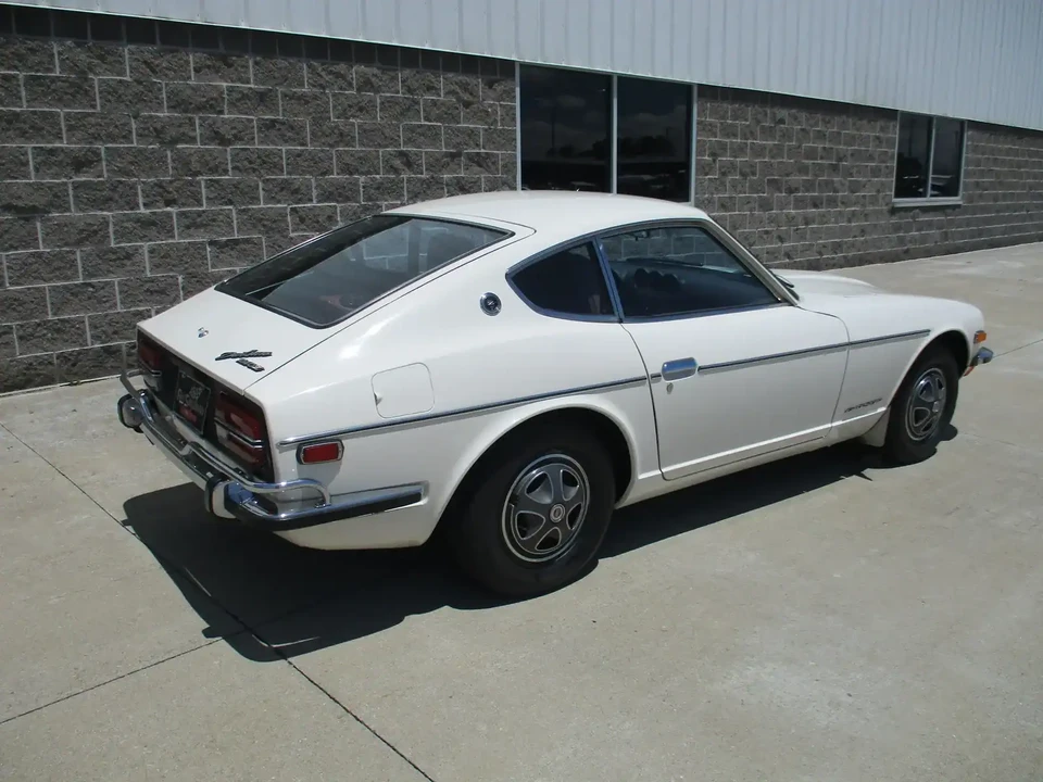 1973 - Image 4 of 26
