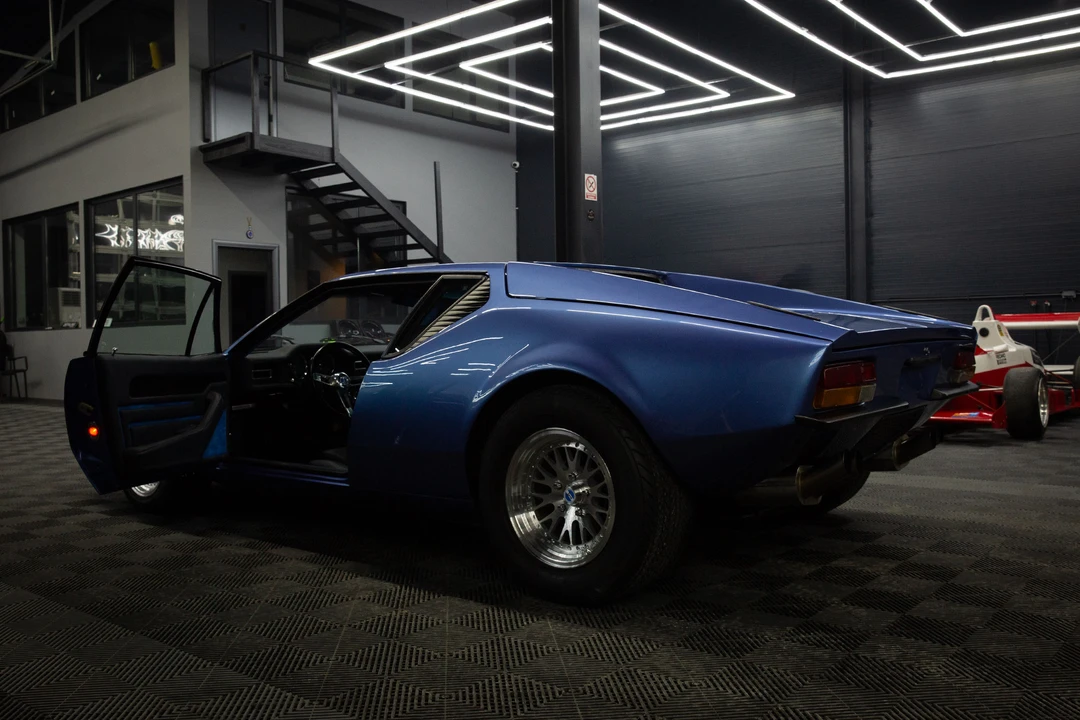 1973 DeTomaso Pantera - Image 25 of 31