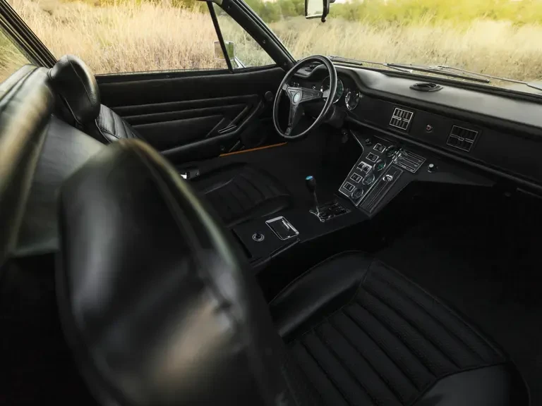 1973 DeTomaso Pantera - Image 18 of 31
