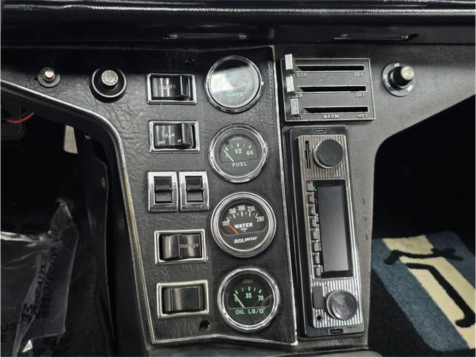 1973 DeTomaso Pantera - Image 24 of 31