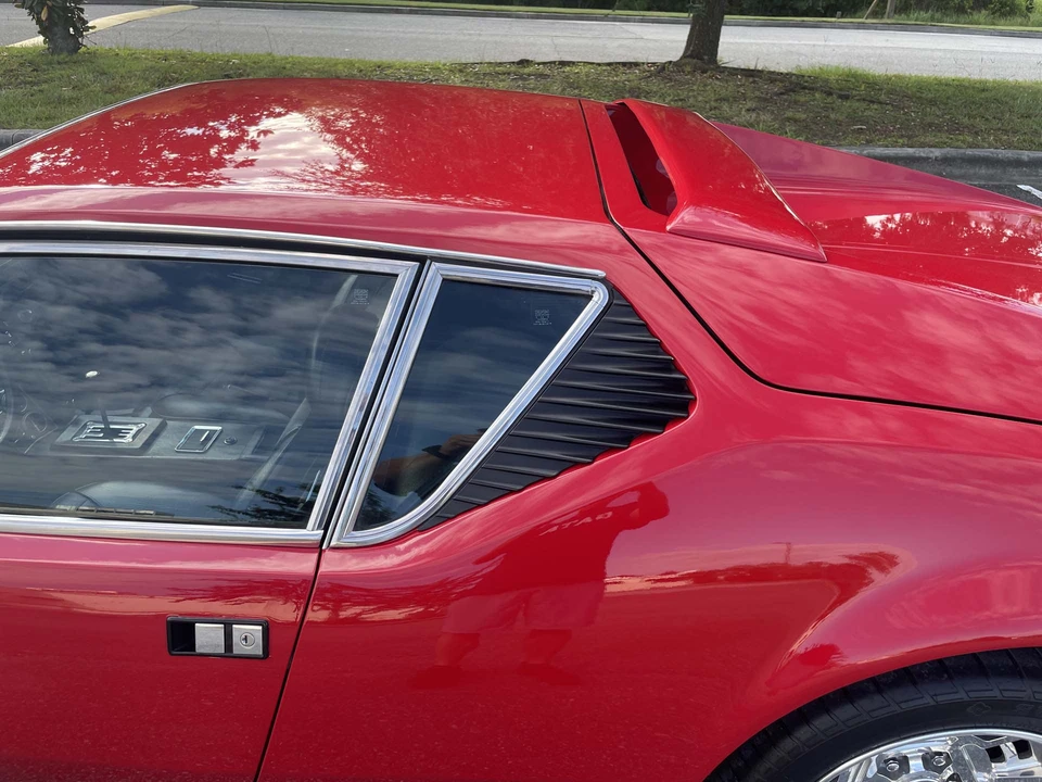 1973 DeTomaso Pantera - Image 16 of 31