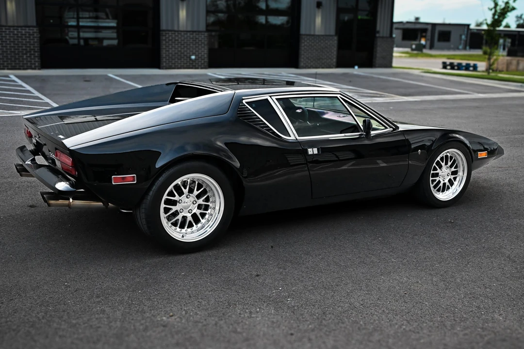 1973 DeTomaso Pantera - Image 17 of 31