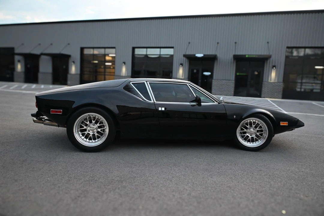 1973 DeTomaso Pantera - Image 16 of 31