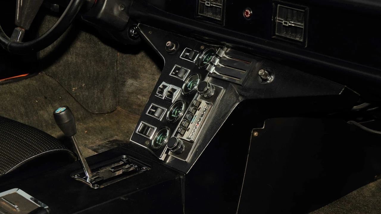1973 DeTomaso Pantera - Image 18 of 19