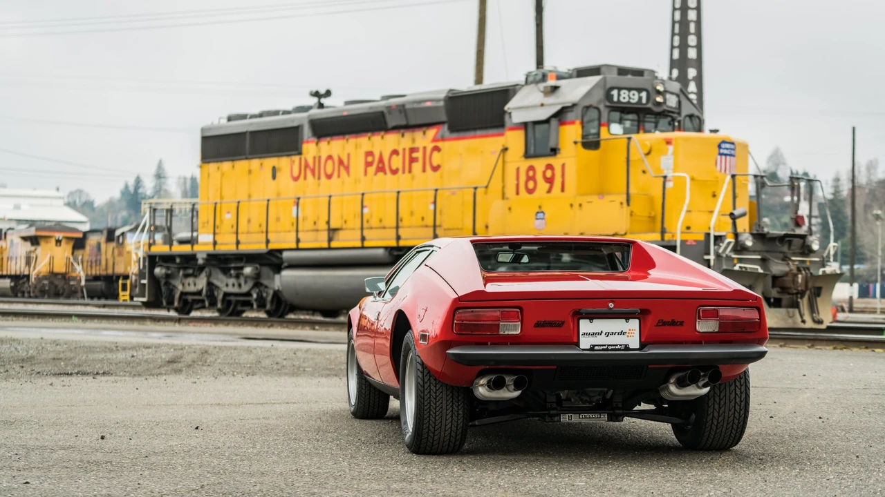 1973 DeTomaso Pantera - Image 9 of 31