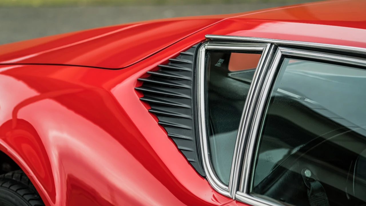 1973 DeTomaso Pantera - Image 18 of 31