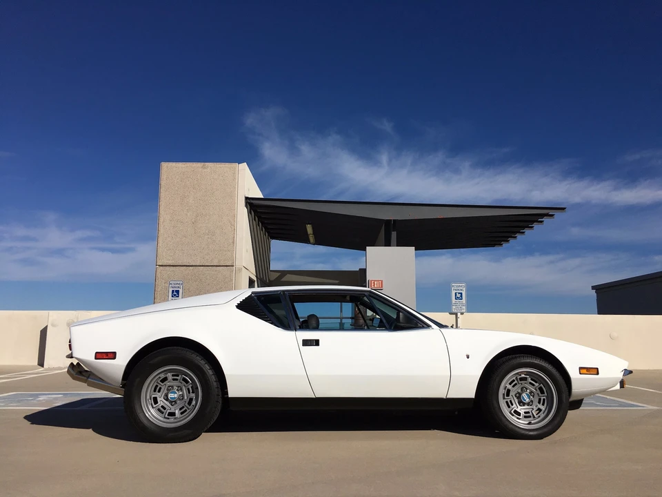 1973 DeTomaso Pantera - Image 17 of 31