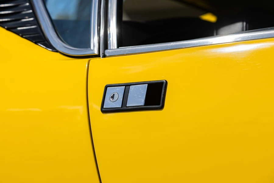 1973 DeTomaso Pantera - Image 21 of 31