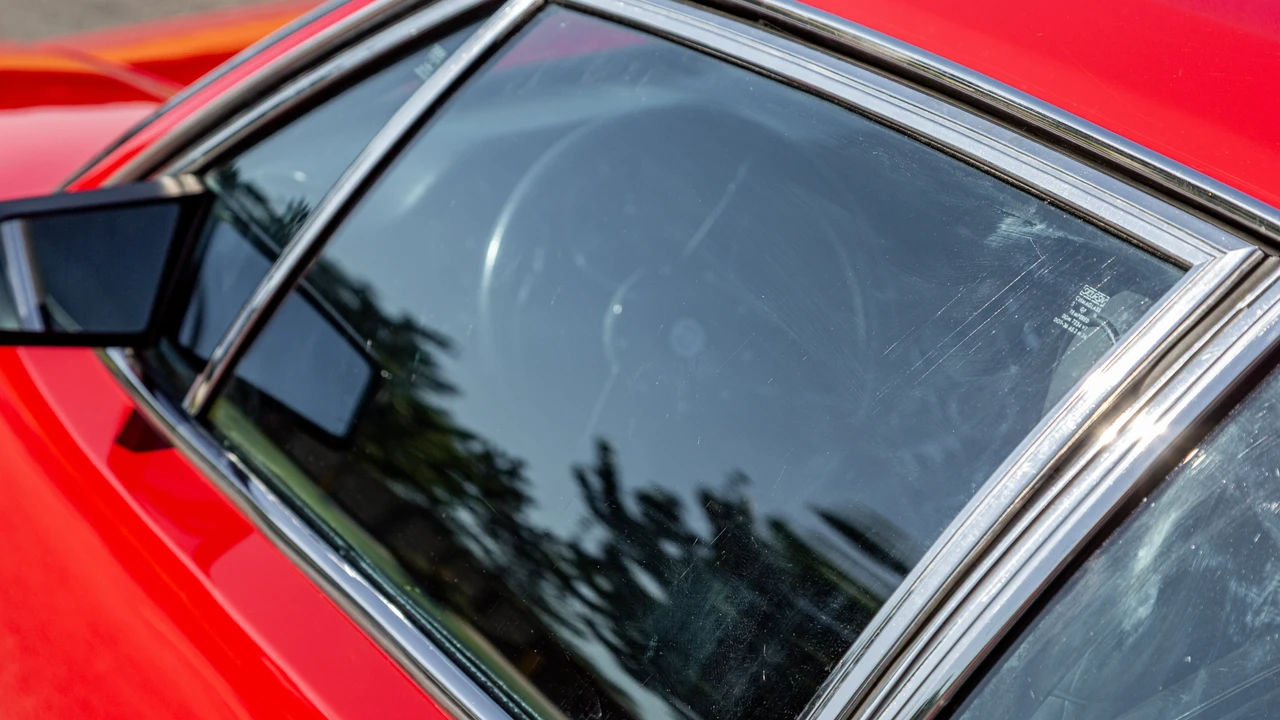 1973 DeTomaso Pantera - Image 29 of 31