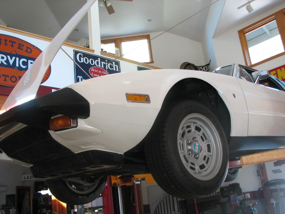 1973 DeTomaso Pantera - Image 13 of 31