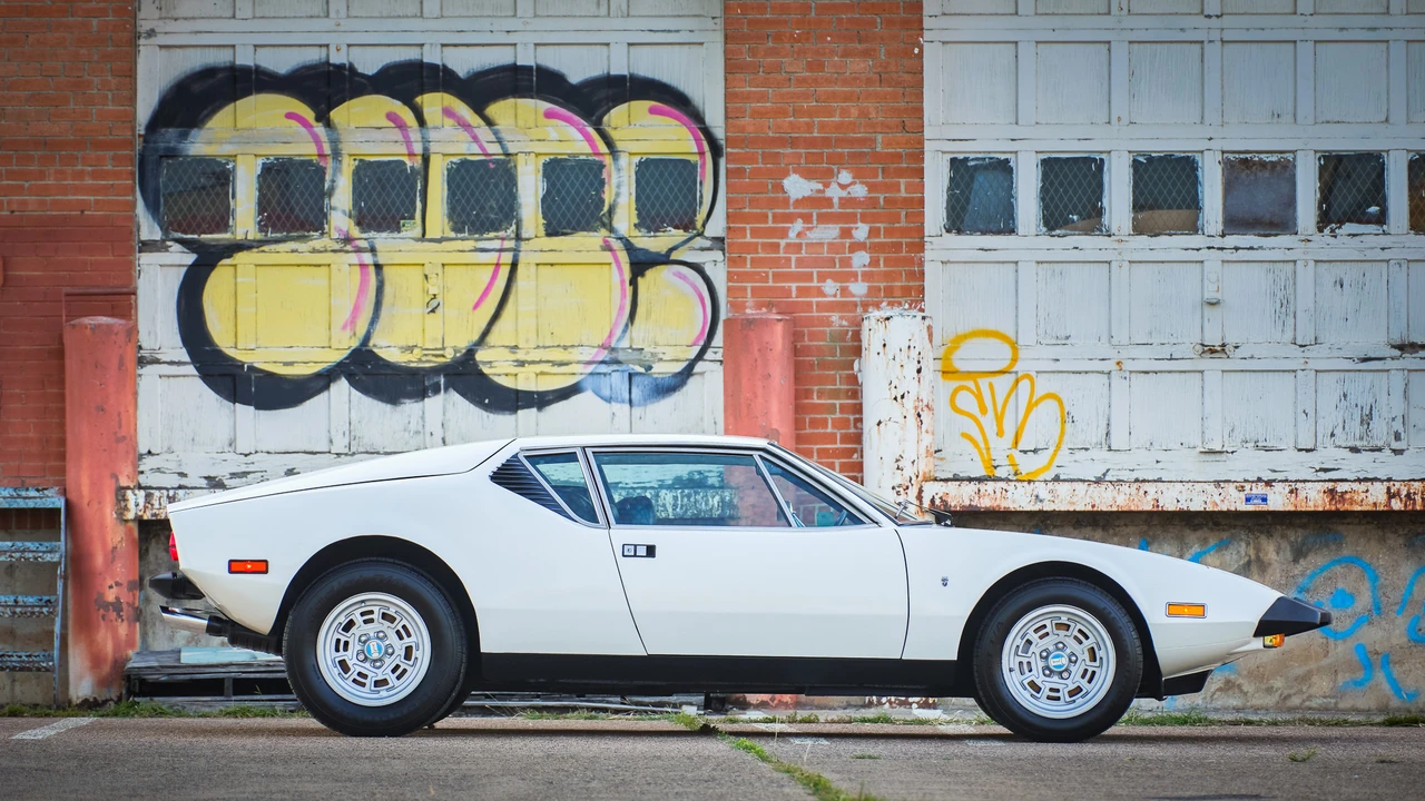 1973 DeTomaso Pantera - Image 23 of 31