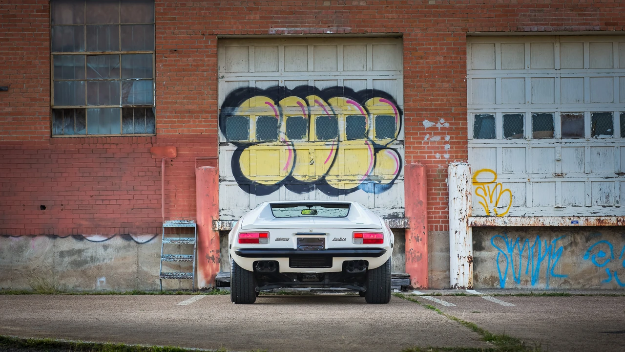 1973 DeTomaso Pantera - Image 14 of 31
