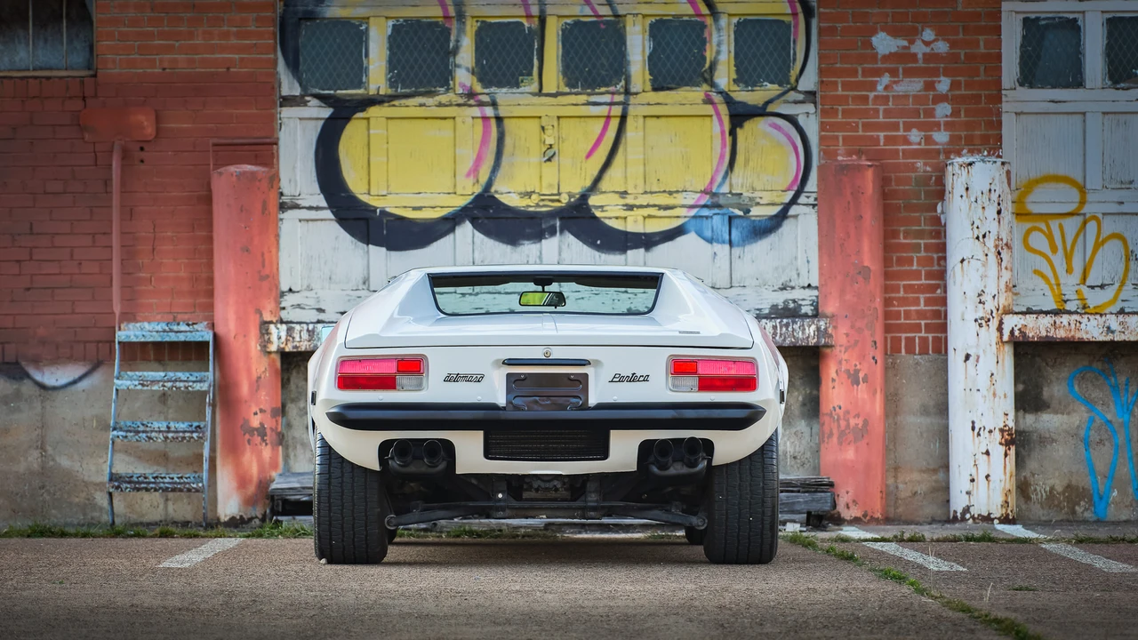 1973 DeTomaso Pantera - Image 15 of 31