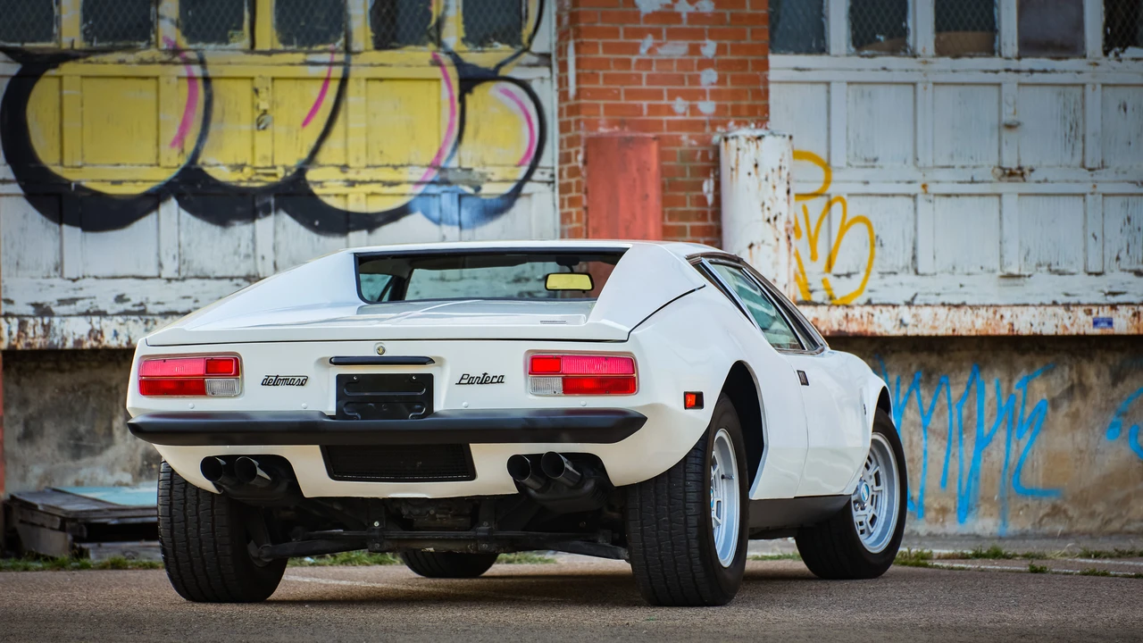 1973 DeTomaso Pantera - Image 17 of 31