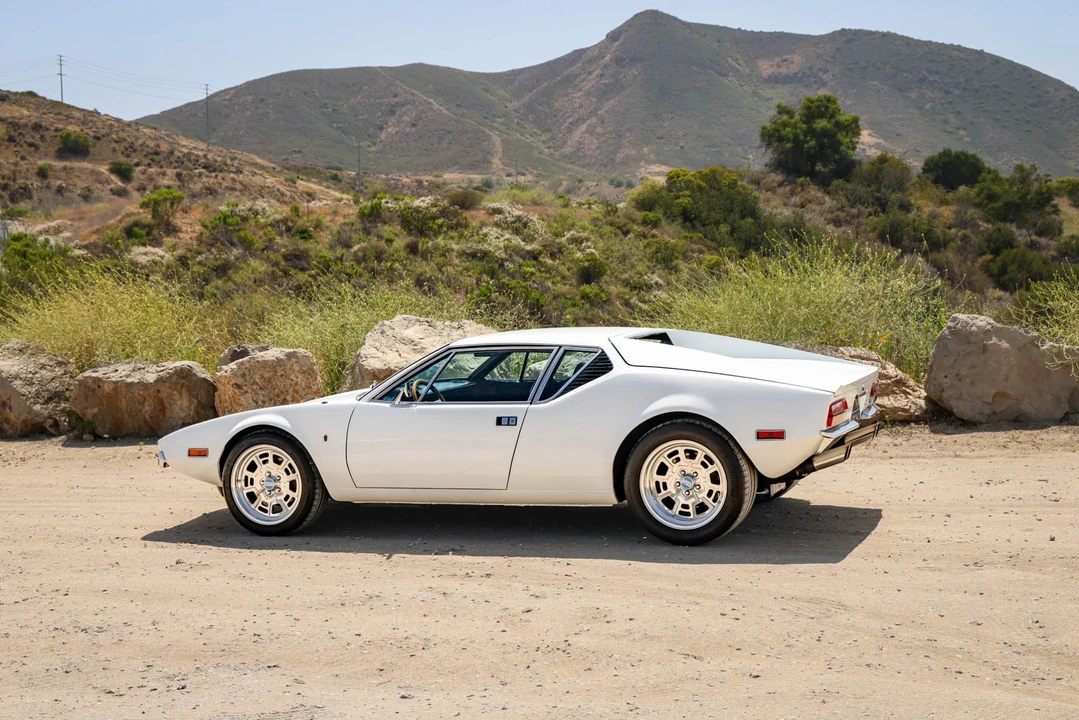 1973 DeTomaso Pantera - Image 17 of 31