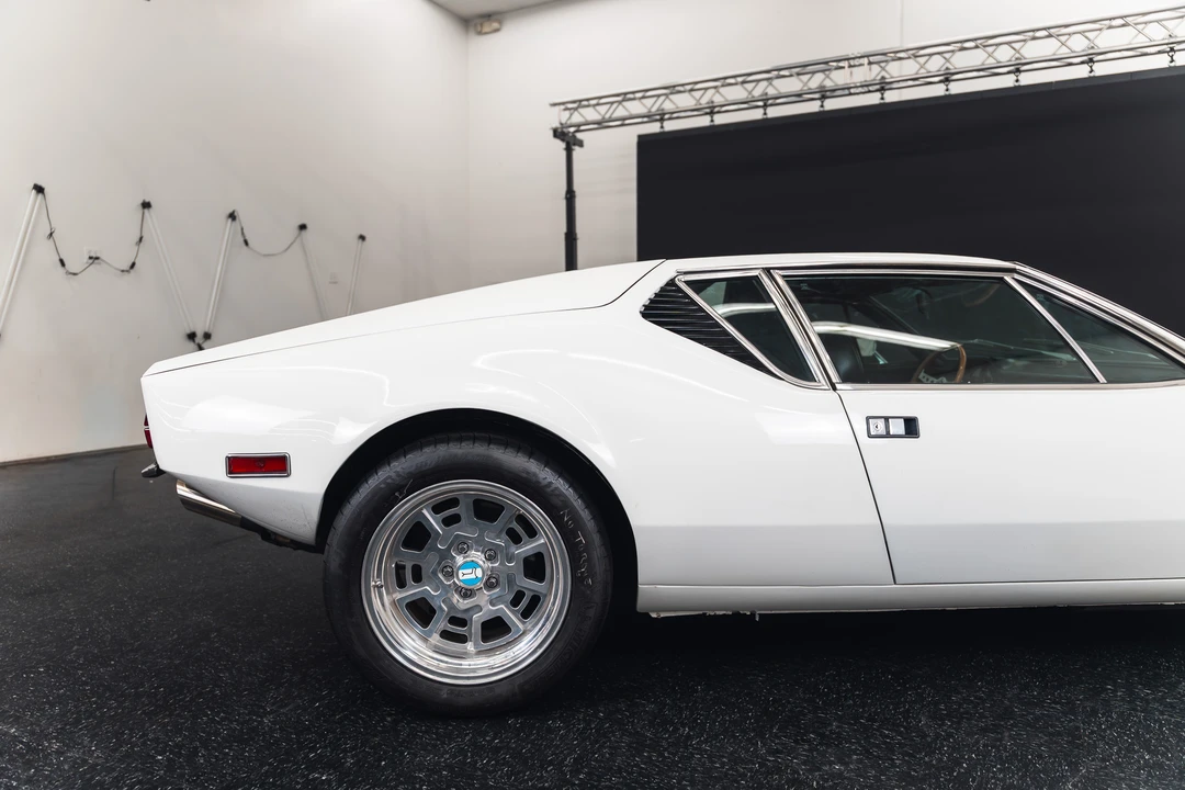 1973 DeTomaso Pantera - Image 11 of 31