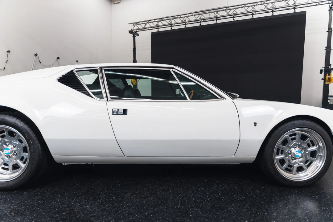1973 DeTomaso Pantera - Image 12 of 31