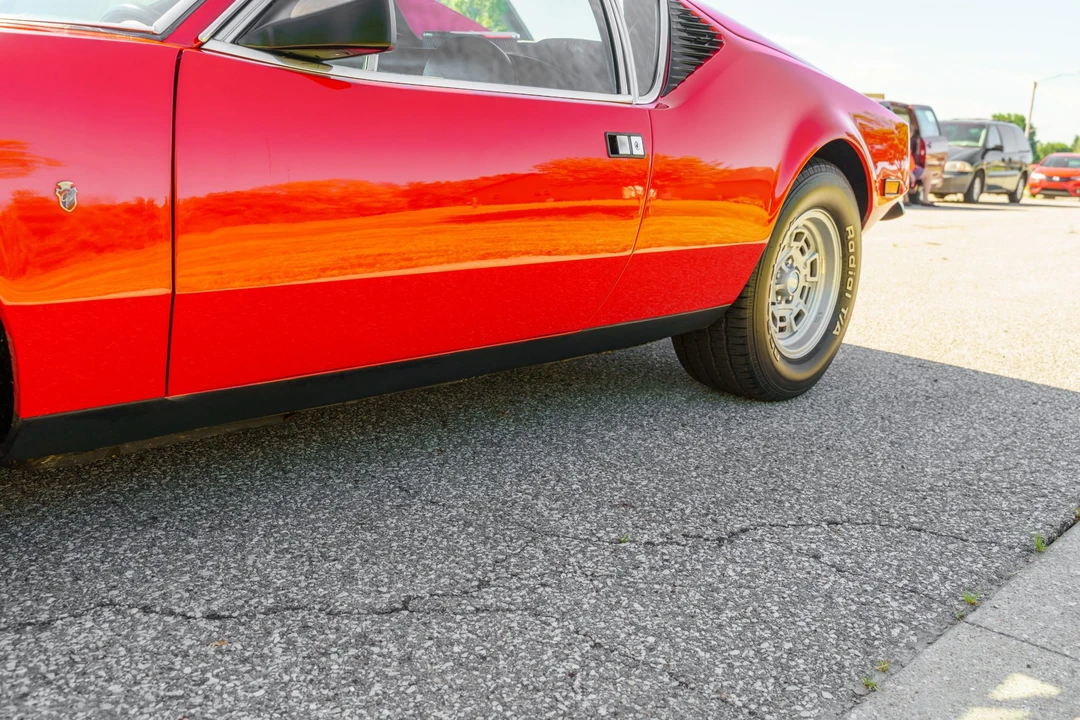 1973 DeTomaso Pantera - Image 24 of 31