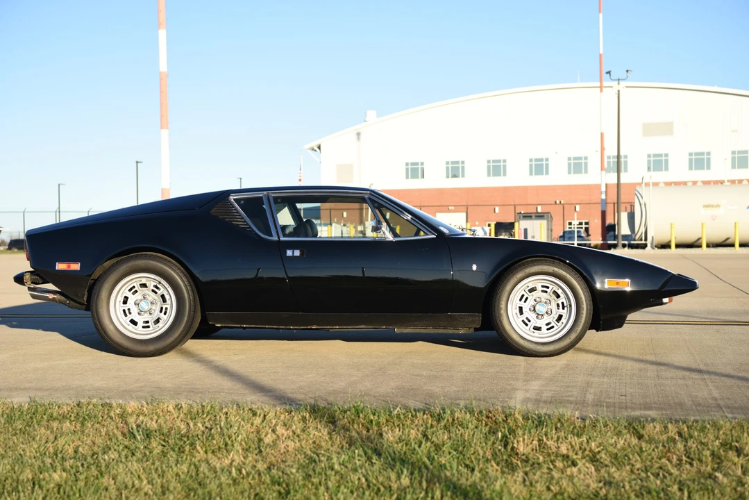 1973 DeTomaso Pantera - Image 11 of 31