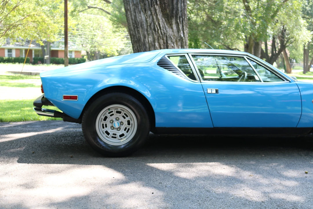1973 DeTomaso Pantera - Image 23 of 31