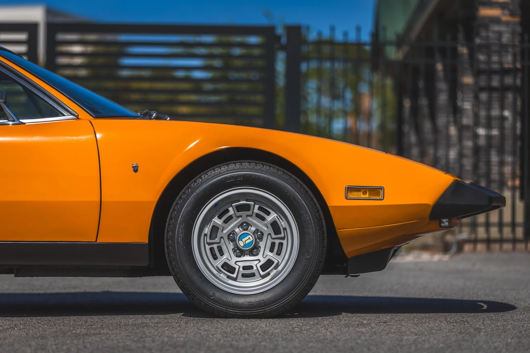 1973 DeTomaso Pantera - Image 25 of 31