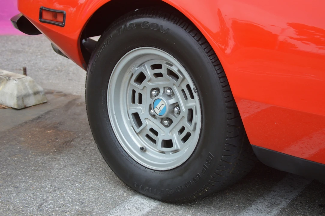 1973 DeTomaso Pantera - Image 23 of 30