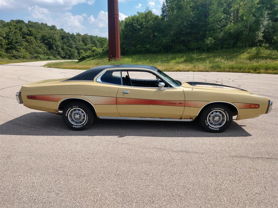 1973 Dodge Charger 3rd Gen - Image 2 of 16