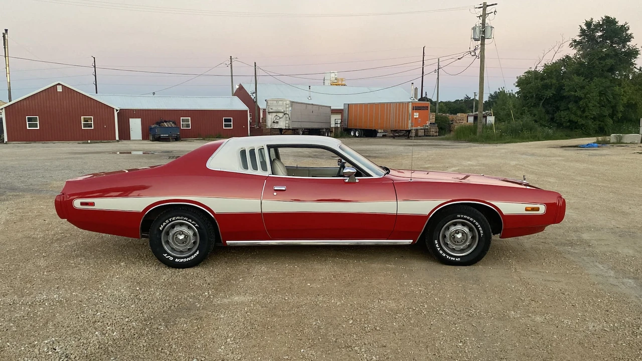 1973 Dodge Charger 3rd Gen - Image 2 of 17