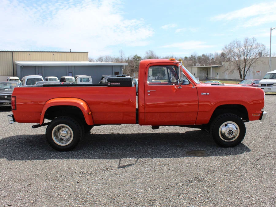 1973 Dodge Power Wagon - Image 2 of 24
