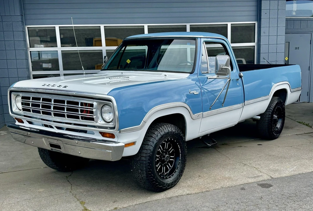 1973 Dodge Power Wagon - Image 2 of 31