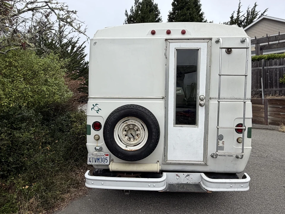 1973 Dodge Ram Van - Image 10 of 31