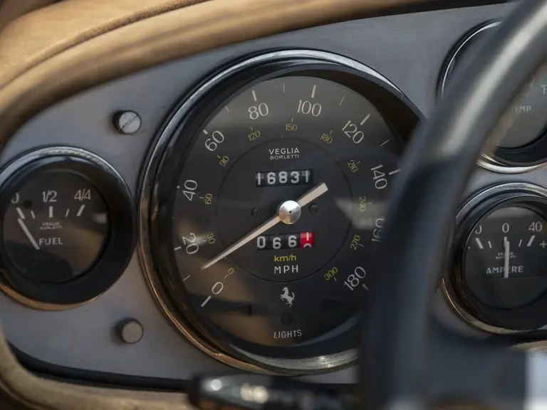 1973 Ferrari Daytona Spider - Image 19 of 31