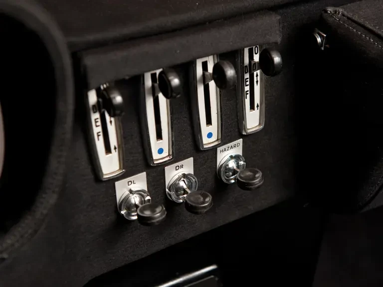 1973 Ferrari Daytona Spider - Image 15 of 27