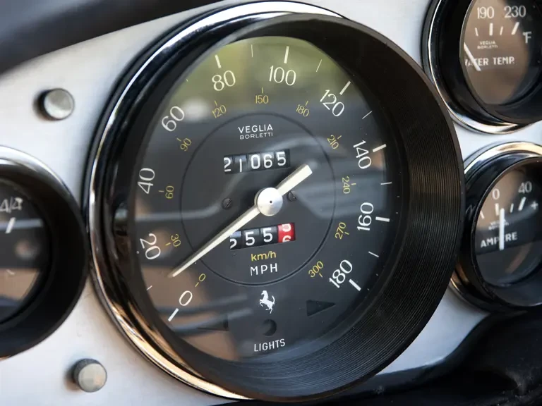 1973 Ferrari Daytona Spider - Image 16 of 26