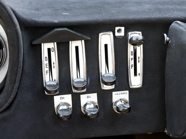 1973 Ferrari Daytona Spider - Image 21 of 26